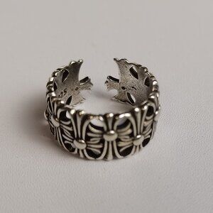 Almost new women's classic vintage ring